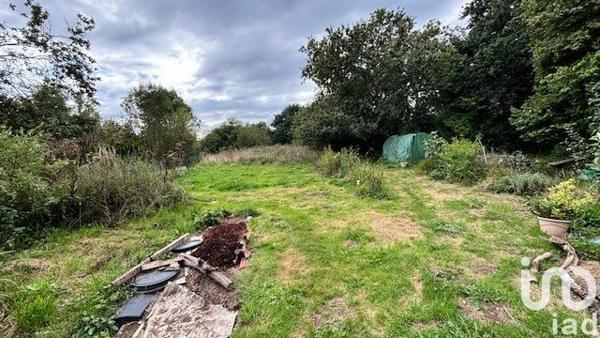 Maison 3 pièces de 84 m² à Plonévez-du-Faou (29530)