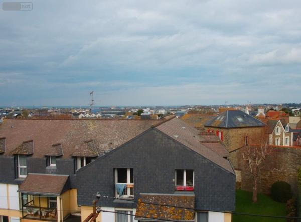 Appartement à louer à Saint-Malo en Ille-et-Vilaine (35400), ref : 103/850   
St Servan