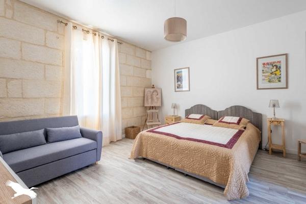 Maison à vendre |  Chalais |  7 pièces | 225 m²
