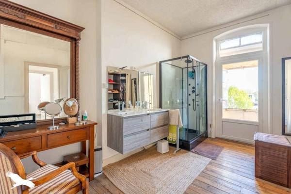 Maison à vendre |  Chalais |  7 pièces | 225 m²