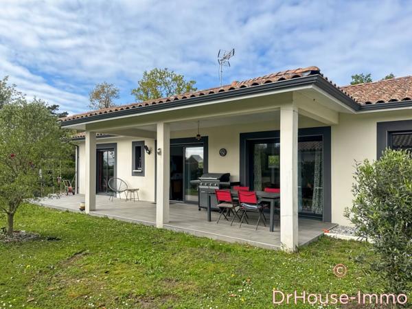 Maison à vendre 4 pièces de 123 m²