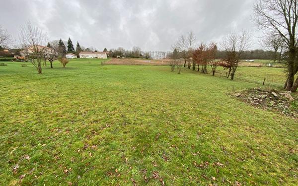 Terrain à vendre    Feytiat