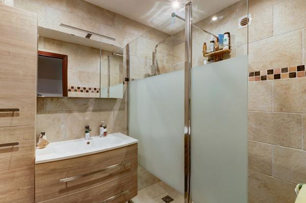 Appartement avec garage et cave