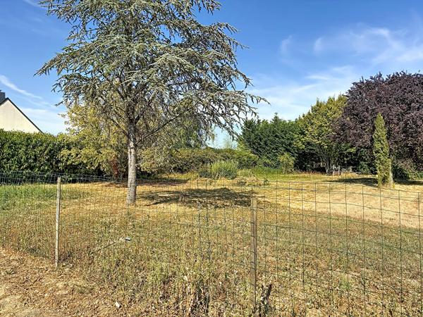 Les Hauts d'Anjou : Terrain à vendre de 568 m²