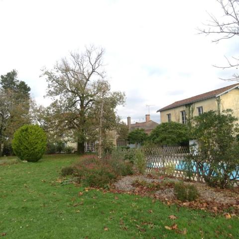 Maison de caractère et familiale en coeur de bourg