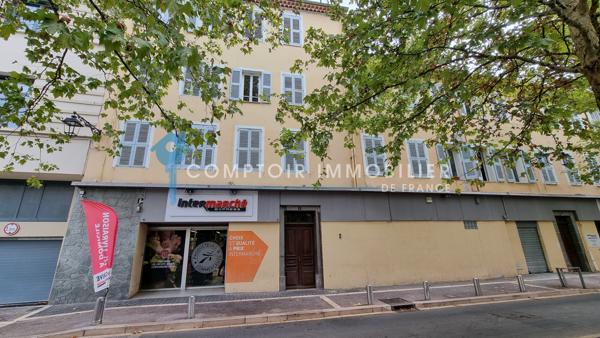Appartement
                                                                                                                                                                                                                                                                                                                        2 pièce(s)                                                                                                                                                                                                          1 chambre(s)                                                                                                                                                                                                          42  m²