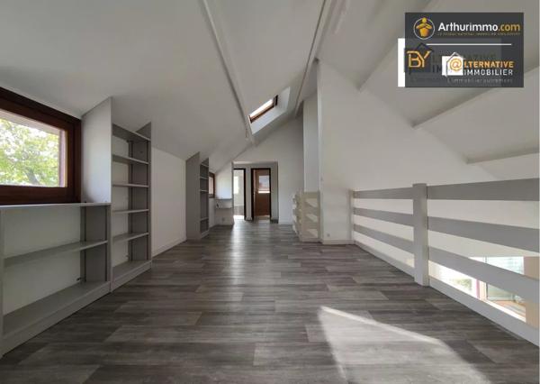 Vente Maison 7 pièces 200 m2 à Châteaubourg