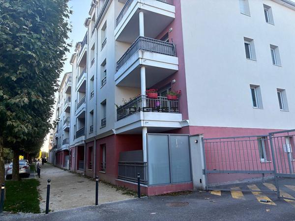 Appartement 2 pièces 42 m² LUCE - 28110