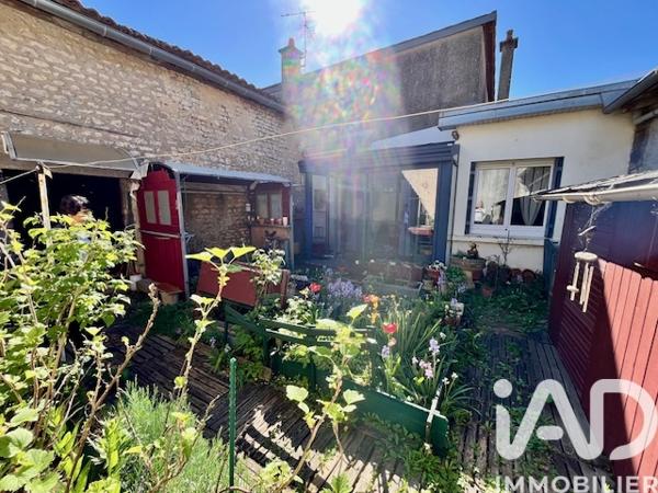 Maison à vendre 5 pièces 84 m² Poitiers