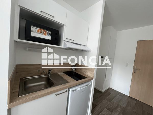 Location Studio meublé 20.35 m² - 105 RUE NATIONALE Le Mans 72000