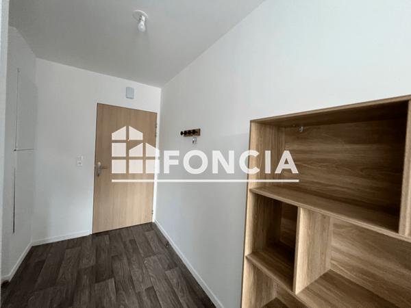 Location Studio meublé 20.35 m² - 105 RUE NATIONALE Le Mans 72000