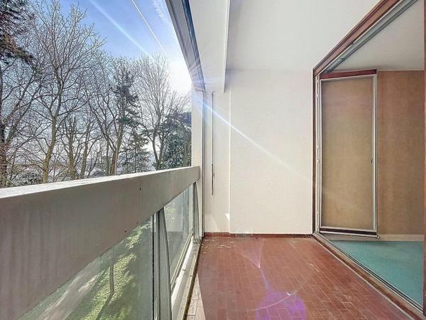 Appartement 2 pièces de 48m2 à 10 min à pied du métro ligne 14