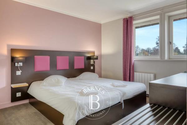 Tourgéville, Maison 9 Chambres -  442 m² à vendre