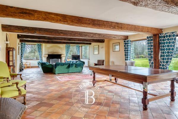 Tourgéville, Maison 9 Chambres -  442 m² à vendre