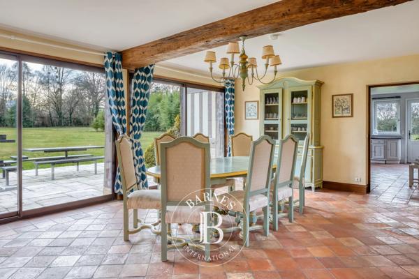 Tourgéville, Maison 9 Chambres -  442 m² à vendre
