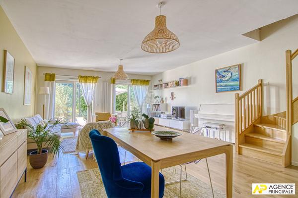 Versailles Porchefontaine Maison familiale 7 pièces, 154 m² - Proche RER C Porchefontaine et Gare des Chantiers €1 280 000 ** - Référence 26631