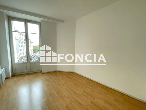 Location Appartement 2 pièces 40.24 m² - 1 RUE DE LA RAVINELLE Nancy 54000