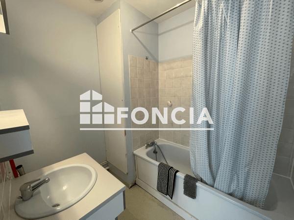 Location Appartement 2 pièces 40.24 m² - 1 RUE DE LA RAVINELLE Nancy 54000