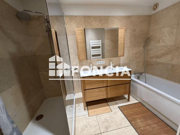 Location Appartement 4 pièces 93.68 m² - Guilherand-granges 07500