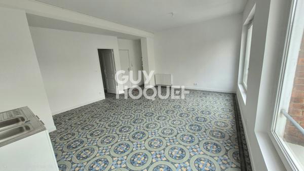 APPARTEMENT À LOUER DE 2 PIÈCES DE 43,00 M²