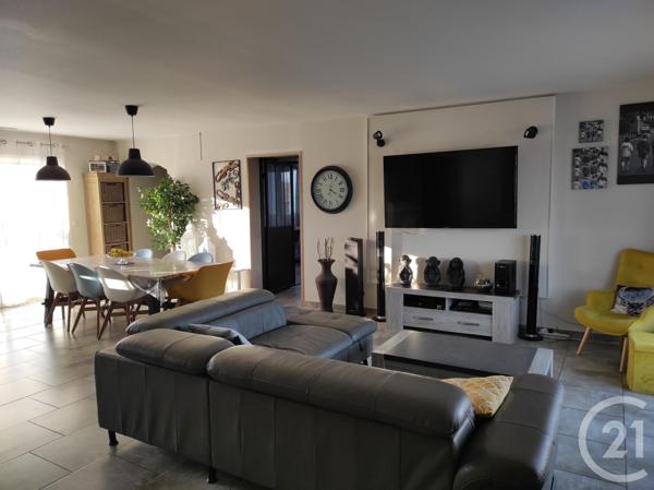 Maison à vendre  7 pièces - 130 m2 ST SEURIN SUR L ISLE - 33