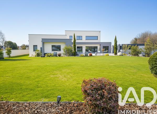 Maison à vendre 6 pièces 244 m² Ger