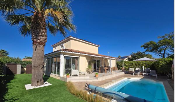 MAGNIFIQUE VILLA 140 M² Utiles et 138 m² hab sur 464 m² de terrain 590 000 €