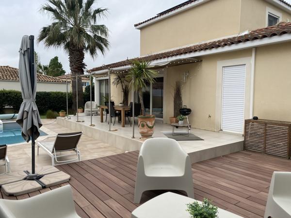 MAGNIFIQUE VILLA 140 M² Utiles et 138 m² hab sur 464 m² de terrain 590 000 €