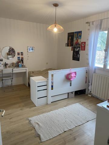 MAGNIFIQUE VILLA 140 M² Utiles et 138 m² hab sur 464 m² de terrain 590 000 €