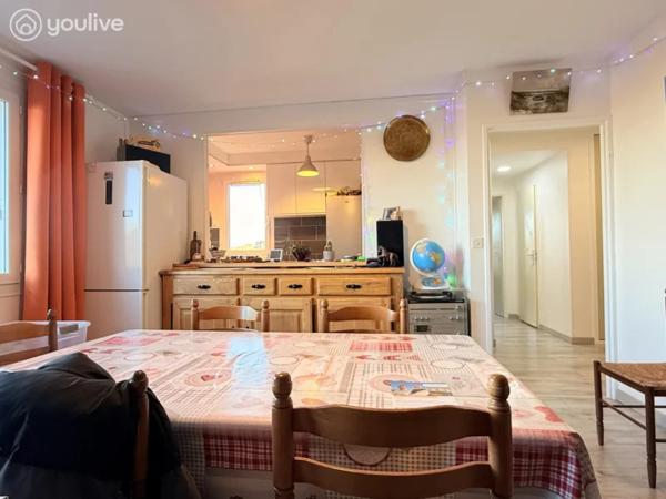 Dieppe Janval – T2 dernier étage avec ascenseur, vue dégagée, balcon sud, 2 parkings + cave
