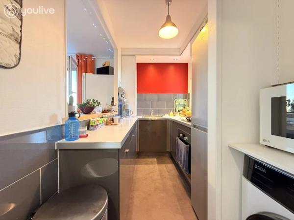 Dieppe Janval – T2 dernier étage avec ascenseur, vue dégagée, balcon sud, 2 parkings + cave