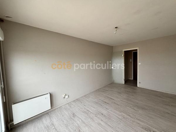 Vente
                Appartement28,52 m² - 1 Pièce -
                    CAEN (14000)