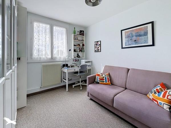 Appartement à vendre 301 815 € Saint-Cyr-sur-Loire 5 p 103 m² DPE C