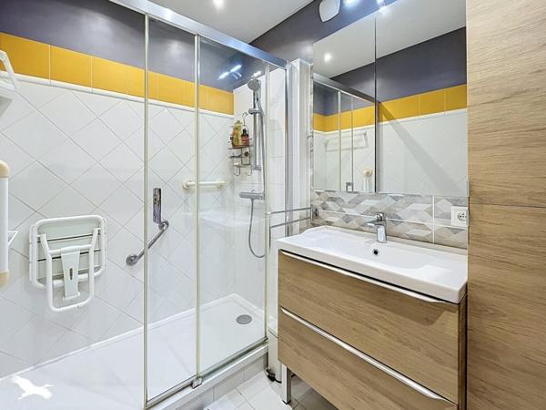 Appartement à vendre 301 815 € Saint-Cyr-sur-Loire 5 p 103 m² DPE C