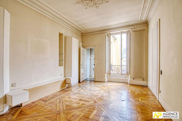 Versailles Notre-Dame- Appartement duplex 8 pièces 307.05 m² au sol avec garage €1 995 000 ** - Référence 26613