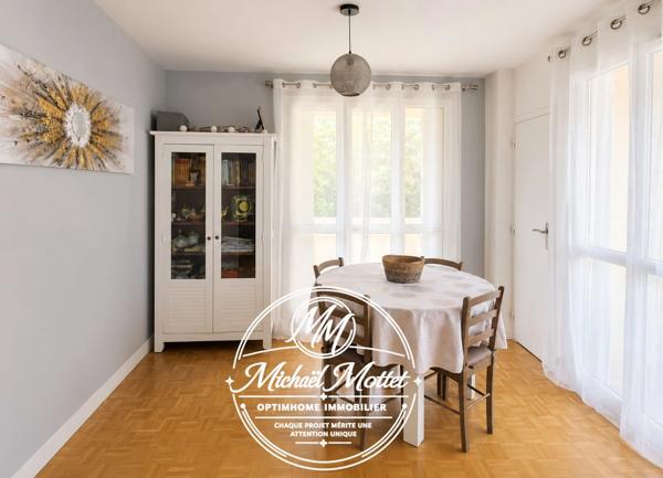Le Havre (76) - Un appartement familial aux beaux volumes, avec 2 balcons et garage !