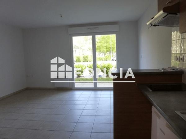 Location Studio 29.78 m² - 8 RUE VAU LOUIS Saint Brieuc 22000