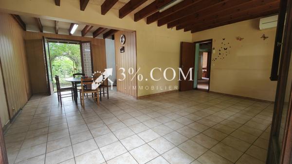 Maison
                                                                                                                                                                                                                                                                                                                        5 pièce(s)                                                                                                                                                                                                          4 chambre(s)                                                                                                                                                                                                          106  m²