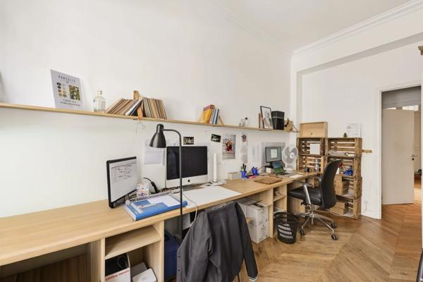 Bureau Paris 16e - LONGCHAMP / VICTOR HUGO