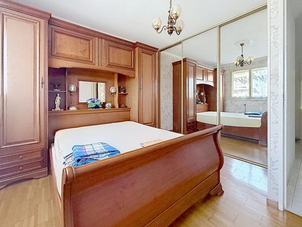 A VENDRE Appartement 6 pièces à Angers - La Madeleine, 3 chambres ascenseur