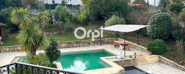 Maison à vendre    8 pièces • 300 m2 Mouans-Sartoux