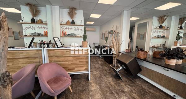À vendre Local commercial 27.09 m² - Toulon 83100
