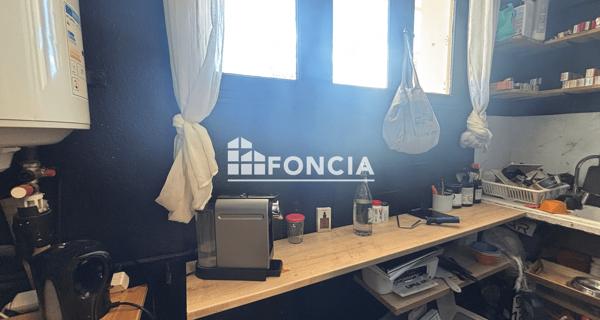 À vendre Local commercial 27.09 m² - Toulon 83100