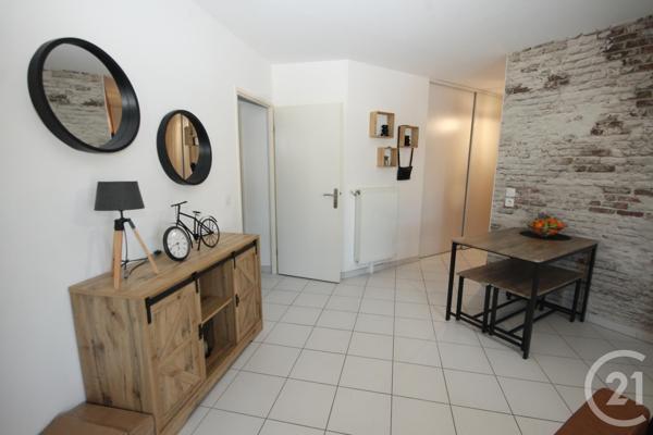 Appartement F3 à vendre  3 pièces - 58,95 m2 LA CHAPELLE ST MESMIN - 45