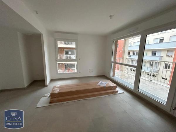 Appartement à louer 4 pièces 86.1m²