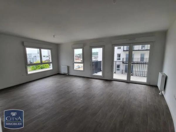 Appartement à louer 4 pièces 86.1m²