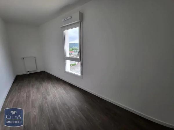 Appartement à louer 4 pièces 86.1m²