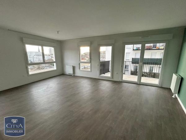 Appartement à louer 4 pièces 86.1m²