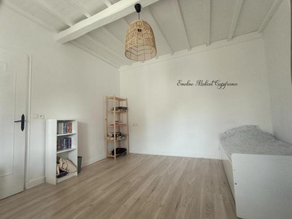 Cestas-Gazinet : maison meublée à 2 min de la gare !