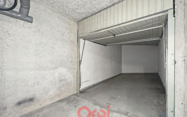 Stationnement à vendre    14 m2 Lyon 3
